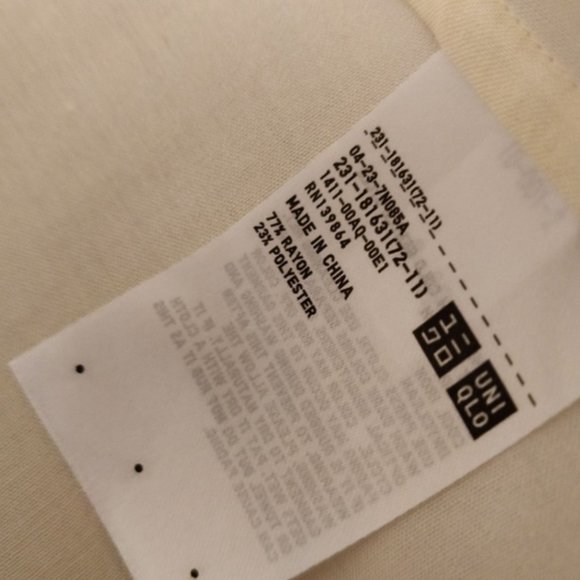 Buttercream Yellow Tunic Style Pop Over V Neck Short Sleeve Top NWOT - Picture 5 of 5